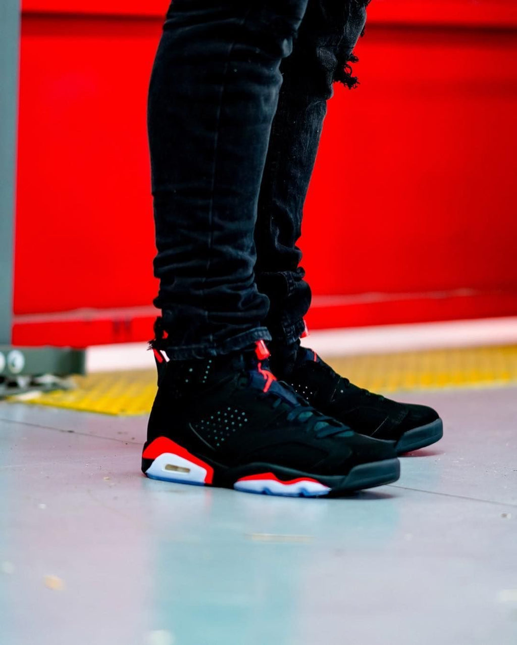 Air Jordan 6 Retro Reverse Infrared